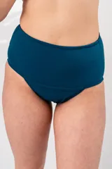 Bombacha de bikini de tiro alto color azul, con faja reductora en la zona abdominal.