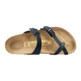 Sandalias Birkenstock Mayari con dos correas finas de Birko-Flor negro y hebillas metálicas ajustables.