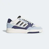 Championes Adidas Drop Step Low 2.0 de estilo urbano, con diseño de corte bajo. Presenta una combinación de colores blanco, azul claro y azul marino, con paneles de ante y piel sintética. Incluye el logo de Adidas en el lateral y en la lengüeta, con suela de goma esculpida.