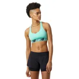 Top deportivo New Balance color verde agua, con espalda deportiva y banda elástica inferior con logo de la marca en negro.