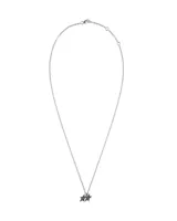 Collar de plata 925 con cadena de eslabones y dije colgante doble con forma de estrellas, con acabado esmaltado en negro.
