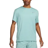 Remera Nike de hombre color salmón, de corte clásico y mangas cortas. Presenta el logo de la marca en el pecho.