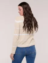 Cardigan de punto fino Elie Tahari con diseño a rayas horizontales en color negro y blanco, escote redondo, cierre frontal de botones y mangas largas.