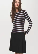 Falda mini de tiro medio con diseño de tablas y cierre de cremallera lateral.