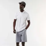 Bermuda ligera de color gris, con bolsillos laterales y diseño cómodo para uso diario.