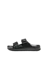 Sandalias planas de EVA color negro con acabado con brillo, punta abierta y dos correas ajustables con hebilla de la marca Only.