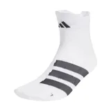 Medias de running Adidas Adizero, color blanco con tres rayas negras en el tobillo y logo de la marca en la parte superior.