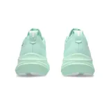 Championes de running Asics Gel Nimbus 26, color verde agua con detalles dorados.