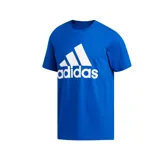 Remera azul de algodón con logo Adidas Badge of Sport estampado en blanco en el pecho.