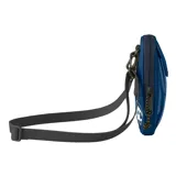 Bolso tipo morral de la marca Caterpillar, color azul marino, con diseño compacto, cierre principal y correa ajustable. Presenta el logo de la marca en el frente y una etiqueta lateral distintiva.