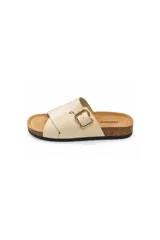 Sandalias marrones de tiras cruzadas Paddock con hebilla metálica dorada regulable, plantilla anatómica y base de corcho.