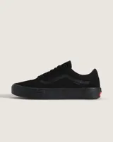 Championes Vans modelo Skate Old Skool, de diseño low-top en color negro total. Confeccionados en una combinación de gamuza y lona, cuentan con la icónica franja lateral Sidestripe, refuerzos Duracap para mayor durabilidad, suela vulcanizada con patrón Waffle para un agarre superior y plantillas PopCush para una amortiguación avanzada.