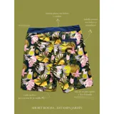 Short de baño para hombre con diseño combinado de paneles negros lisos en los laterales y estampa botánica tropical en el frente y la espalda. Cuenta con cintura elástica, cordón de ajuste negro y bolsillos laterales.