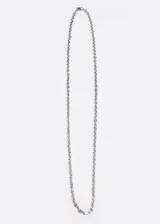 Cadena plateada de acero quirúrgico hipoalergénico, de 2.5mm de ancho.