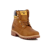 Bota acordonada color camel con suela marrón y logo de la marca en la lengüeta y el lateral.