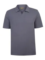 Chomba gris de manga corta con cuello camisero y escote en V de la marca RKF, confeccionada en mezcla de algodón y lino orgánico.