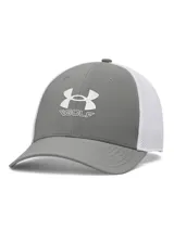 Gorra Under Armour M Drive Low Str, diseño en color gris con paneles traseros y laterales de malla blanca. Cuenta con visera precurvada, panel frontal estructurado y logotipo termosellado en relieve con la inscripción 'Golf'.
