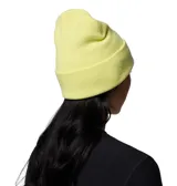 Gorro tipo beanie Columbia City Trek, de tejido de punto grueso color amarillo, con vuelta y parche cuadrado con logo de la marca en el frente.