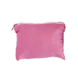 Bolso bandolera rosa de tela con bolsillo frontal y asa con detalle de aro.