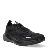 Championes de running Puma modelo Skyrocket Lite Engineered, color negro con tejido técnico texturizado. Presentan tecnología Pumalite en la entresuela para mayor ligereza y plantilla Softfoam+ para una amortiguación superior.