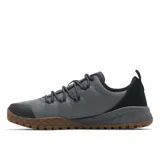 Championes Columbia Fairbanks Low de senderismo, color gris con detalles en negro y suela de goma color marrón. Presentan parte superior de malla transpirable con refuerzos en el talón y puntera, entresuela TechLite para amortiguación y suela Omni-Grip para mayor tracción.