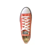 Championes Converse Chuck Taylor All Star Lift color naranja con plataforma blanca y cordones blancos.