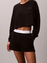 Shorts de estar por casa Calvin Klein, confeccionados en punto de algodón, con cintura elástica con logo de la marca y bolsillos laterales.