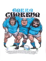 Camiseta blanca de manga corta con cuello redondo y estampado en la espalda con una ilustración de un partido de rugby y la inscripción "Twickenham Football Rugby".