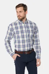 Camisa de manga larga con estampado a cuadros, corte regular y logo bordado.