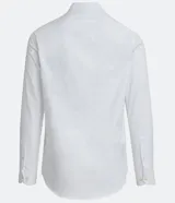 Camisa blanca de algodón, corte slim fit, manga larga y cuello clásico.