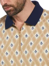 Polo slim fit Original Penguin para hombre con diseño jacquard argyle, cuello de polo y cierre 1/4.