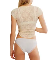 Bombacha de bikini confeccionada en tejido suave y elástico, color gris claro, con detalles de encaje.