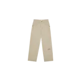 Pantalón de mezclilla Eme Studios modelo Trip Off Sand, en color beige con diseño de rayas finas verticales en tono oscuro. Cuenta con corte recto y relajado, bolsillos laterales y traseros, y detalles de costuras reforzadas.