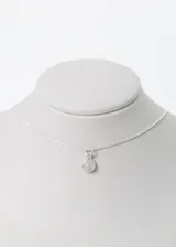 Cadena de plata 925 con dije redondo de piedra luna.