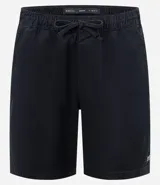 Bermuda de sarga lavada color gris oscuro, con cintura elástica ajustable mediante lazo, bolsillos laterales y corte recto.