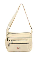 Bandolera de nylon color beige con múltiples compartimentos frontales con cierre, bolsillos laterales elásticos y correa ajustable.