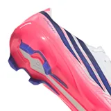 Championes de fútbol Adidas F50 Hyperfast League FG, color blanco con detalles en rosado y azul oscuro.