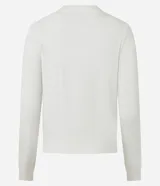 Cardigan de punto gris con cuello redondo, mangas largas y cierre frontal con botones. Presenta puños y bajo acanalados, con un diseño clásico y versátil.