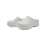 Zueco negro de goma con plataforma y diseño anatómico.