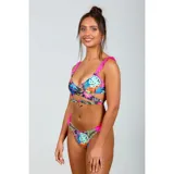 Conjunto de bikini United Uy modelo Emily con estampado tropical multicolor de hojas. La parte superior es de corte triangular con tiras cruzadas y volados en los breteles, mientras que la parte inferior es tipo tanga con detalles fruncidos.
