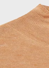 Jersey de punto fino con cuello perkins y manga larga, de diseño entallado.