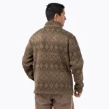 Campera polar de hombre con tejido exterior tipo punto y forro interior térmico. Presenta cierre frontal completo, cuello alto y bolsillo vertical en el pecho con parche de la marca.