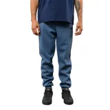 Pantalon de jogging Umbro modelo Downtown, color azul, con cintura elástica, puños en los tobillos y logo de la marca estampado en la parte superior.