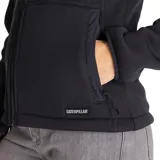 Campera polar negra de waffle fleece con cierre frontal completo, cuello alto, bolsillos inferiores con cierre y bolsillo de seguridad en el brazo con cierre.