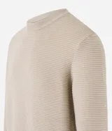 Suéter celeste de punto con textura acanalada horizontal, cuello redondo y mangas largas con puños ajustados.