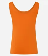 Musculosa básica de poliamida color naranja, con escote en U y breteles anchos. Diseño ajustado al cuerpo, ligero y fresco.