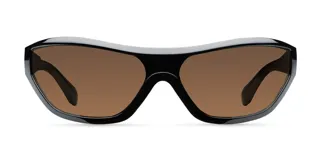 Lentes de sol envolventes con montura negra de diseño oversize y cristales color marrón. Presentan una silueta inspirada en los años 2000 con protección UV400.
