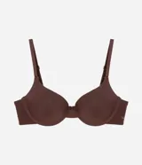 Soutien push-up de microfibra color marrón, con copas moldeadas y tirantes ajustables.