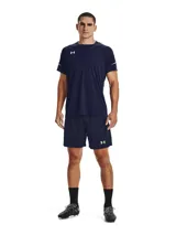 Short deportivo Under Armour modelo Golazo 3.0, color azul marino, confeccionado en tejido UA Tech™ ligero y de secado rápido. Presenta cintura elástica con cordón interno, aberturas laterales en el bajo y el logo de la marca estampado en contraste en la pierna.