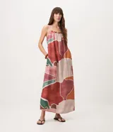 Vestido midi Marfinno de viscosa con estampado geométrico multicolor, escote en U con detalle fruncido, breteles finos y corte amplio de caída fluida.